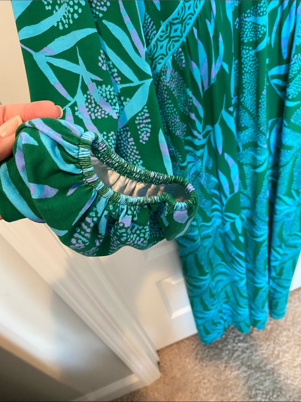 Lilly Pulitzer Teal & Aqua Leaf-Print Long dress - Picture 4 of 12